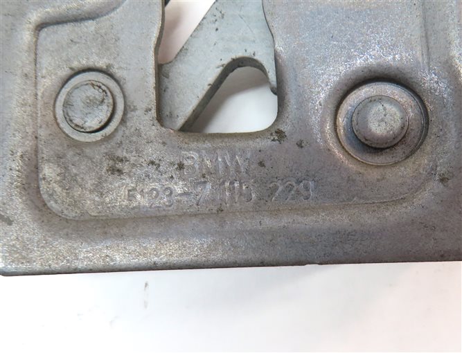 Thumbnail 8: 2013 BMW 335I CONVERTIBLE (E93) FRONT HOOD BONNET LID LOCK LATCH SET/2