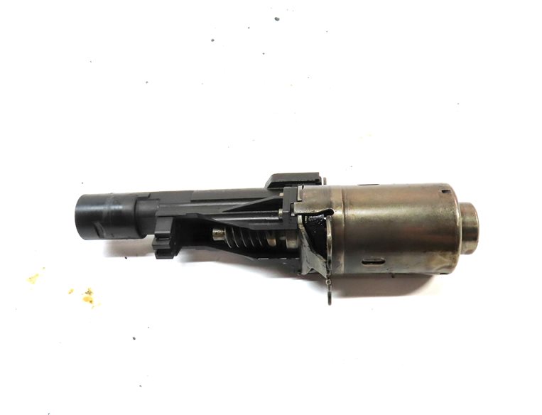 Thumbnail 2: 2013 BMW 335I CONVERTIBLE (E93) 3.0L (N55) ENGINE ECCENTRIC CAMSHAFT ACTUATOR