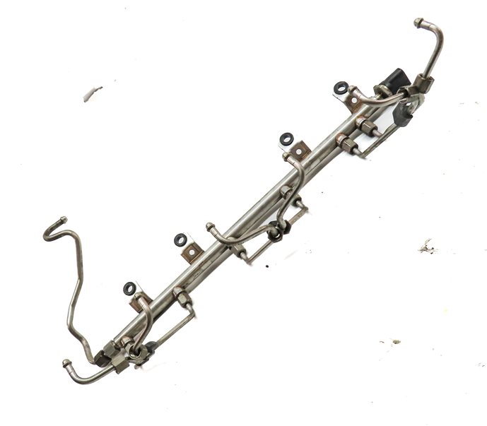 Thumbnail 3: 2013 BMW 335I CONVERTIBLE (E93) 3.0L (N55) ENGINE FUEL RAIL w/ LINES