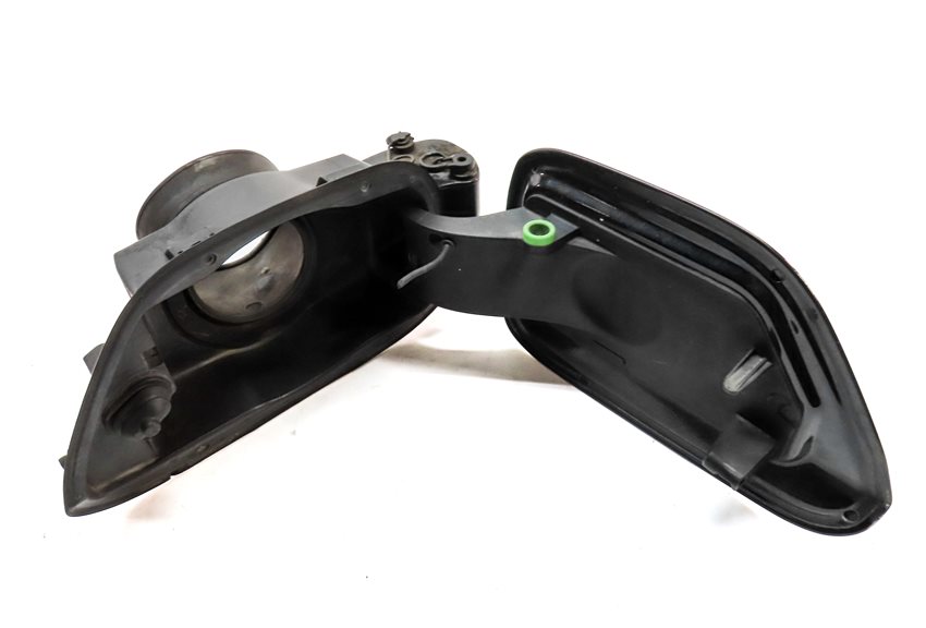 Thumbnail 6: 07-13 BMW 328i 335i M3 E90 REAR FUEL FILL TANK FILL DOOR w/HOUSING (Black)