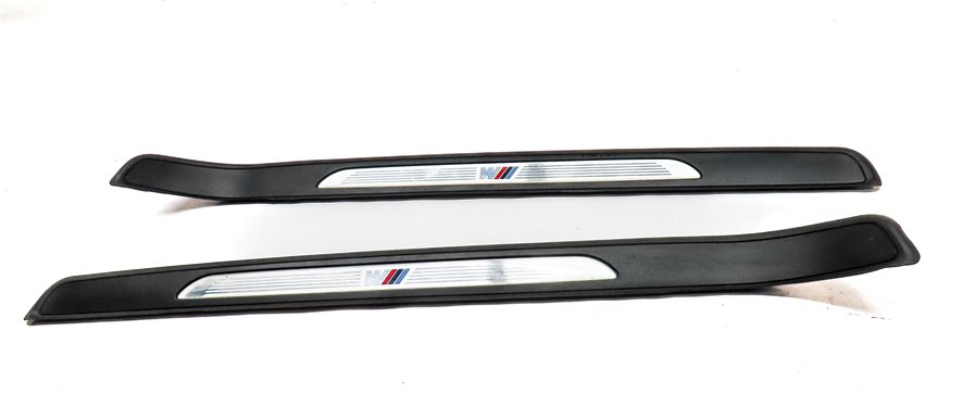 Thumbnail 2: 2013 BMW 335I CONVERTIBLE (E93) LEFT & RIGHT M SPORT DOOR SILL SCUFF TRIM SET/2