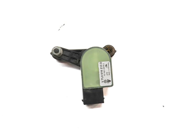 Thumbnail 2: 2008 PORSCHE CAYENNE (955) FRONT LEFT DRIVER SUSPENSION HEIGHT LEVEL SENSOR