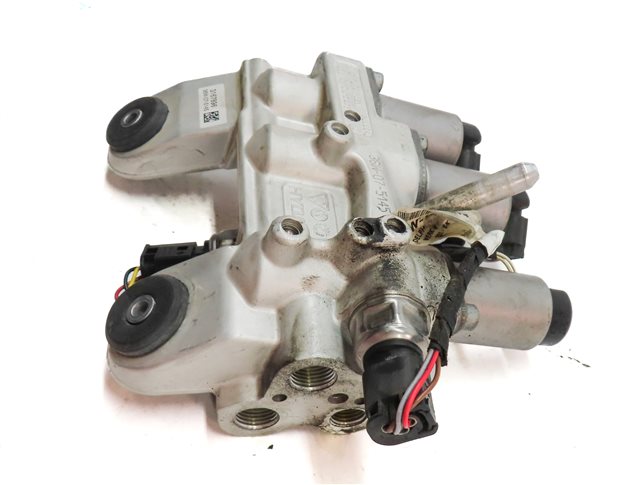 Thumbnail 4: 2008 PORSCHE CAYENNE (955) VEHICLE SUSPENSION LEVEL LEVELING VALVE BLOCK