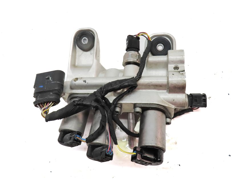 Thumbnail 6: 2008 PORSCHE CAYENNE (955) VEHICLE SUSPENSION LEVEL LEVELING VALVE BLOCK