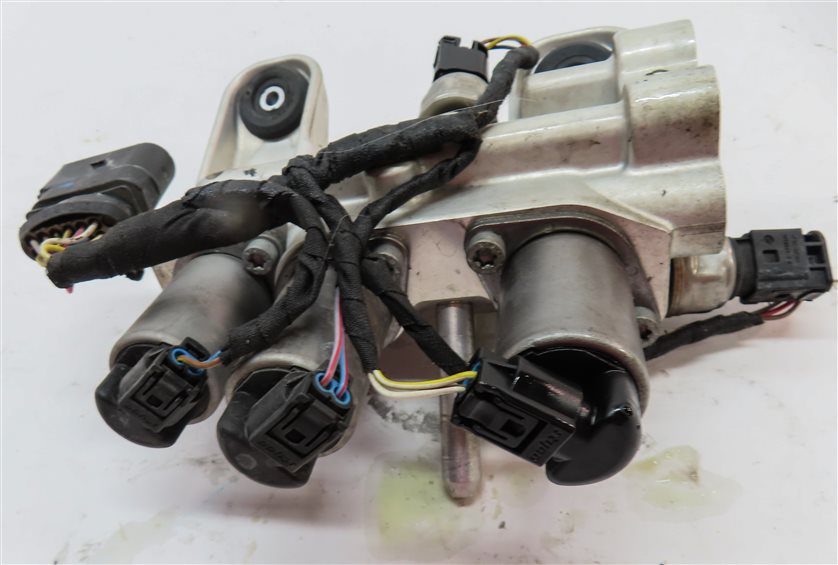 Thumbnail 7: 2008 PORSCHE CAYENNE (955) VEHICLE SUSPENSION LEVEL LEVELING VALVE BLOCK