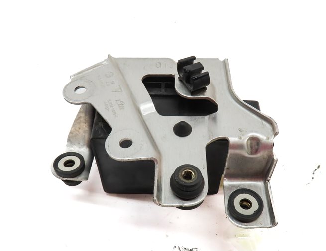 Thumbnail 6: 2008 PORSCHE CAYENNE (955) AIR SUSPENSION RELIEF VALVE BLOCK