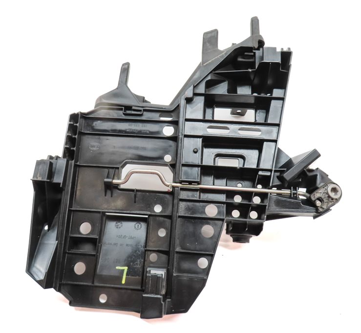 Thumbnail 6: 2008 PORSCHE CAYENNE (955) FRONT LEFT DRIVER HEADLIGHT LAMP MOUNT BRACKET