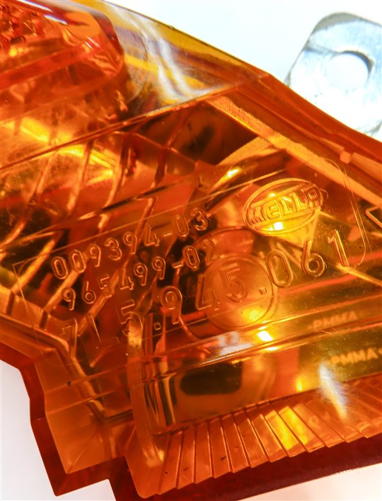 Thumbnail 5: 2008 PORSCHE CAYENNE (955) FRONT LEFT DRIVER BUMPER MARKER LIGHT LAMP