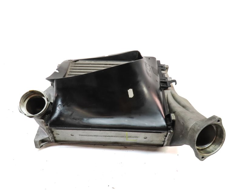 Thumbnail 4: 2008-2010 PORSCHE CAYENNE (957) 4.8L TWIN TURBO ENGINE LEFT INTERCOOLER