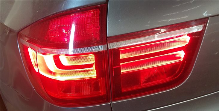 Thumbnail 2: 2011-2013 BMW X5 X5M (E70) LEFT DRIVER REAR OUTER TAILLIGHT BRAKE LIGHT LAMP
