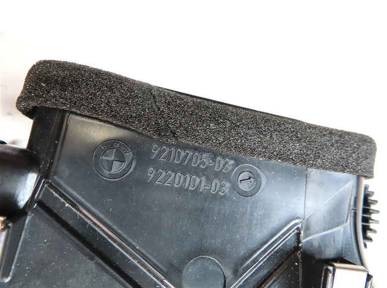 Thumbnail 6: 2012 BMW X5 (E70) FRONT CENTER DASH HEAT AIR AC HVAC DUAL VENT (Black)
