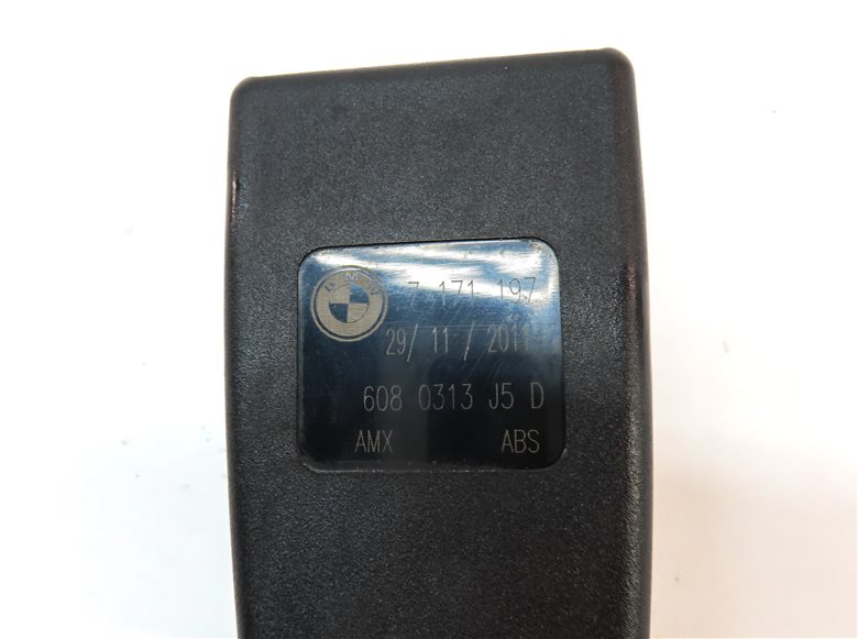 Thumbnail 7: 2012 BMW X5 (E70) REAR 2ND ROW LEFT CENTER RIGHT SEATBELT BUCKLE RECIEVER SET/3