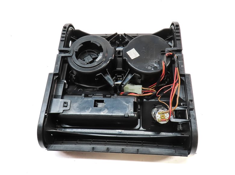 Thumbnail 6: 2012 BMW X5 (E70) FRONT CENTER CONSOLE DUAL CUPHOLDER 12V SOCKET ASHTRAY