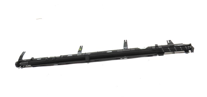 Thumbnail 2: 07-13 BMW X5 (E70) LEFT REAR DOOR RETRACTABLE WINDOW UV SUN SCREEN SHADE (BLACK)