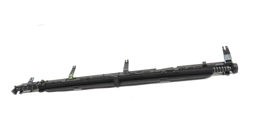 Thumbnail 2: 2007-2013 BMW X5 (E70) REAR RIGHT RETRACTABLE WINDOW SUN SCREEN PRIVACY SHADE