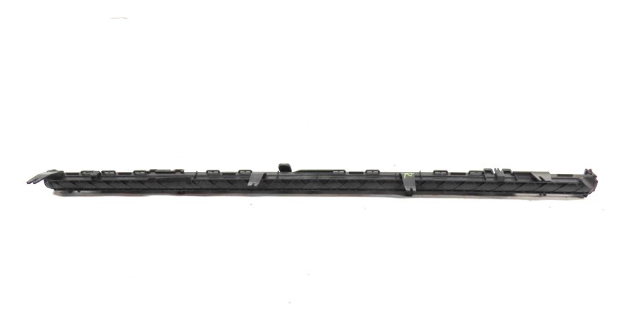 Thumbnail 4: 2007-2013 BMW X5 (E70) REAR RIGHT RETRACTABLE WINDOW SUN SCREEN PRIVACY SHADE