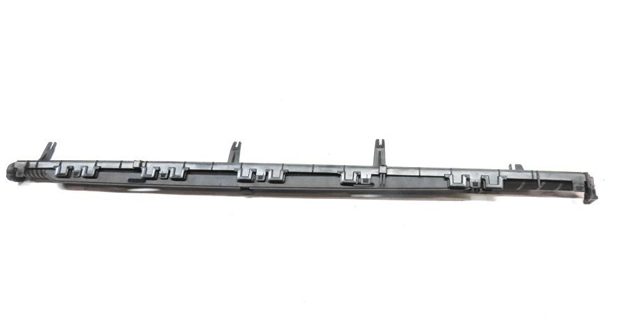 Thumbnail 5: 2007-2013 BMW X5 (E70) REAR RIGHT RETRACTABLE WINDOW SUN SCREEN PRIVACY SHADE