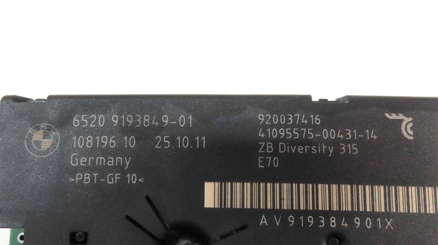 Thumbnail 5: 2012 BMW X5 (E70) RADIO STEREO ANTENNA RECEPTION DIVERSITY AMPLIFIER