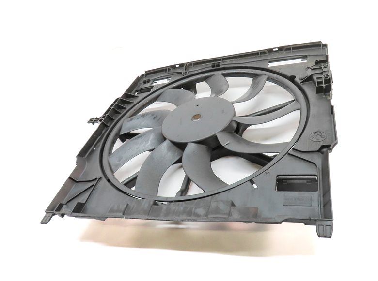 Thumbnail 2: 2009-2014 BMW X5 X6 (E70 E71) 3.0L N55 TURBO / 3.0L DIESEL COOLING FAN 850 WATT