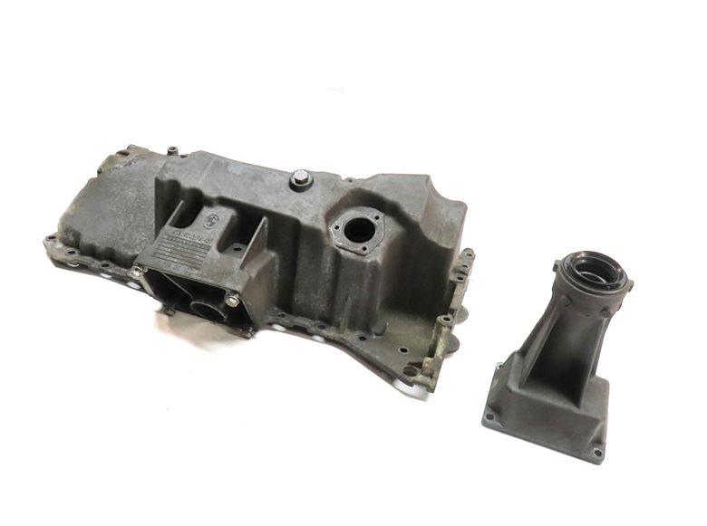 2011-2014 BMW X5 X6 (E70 E71) AWD 3.0L N55 ENGINE OIL PAN w/ OUTPUT AXLE FLANGE