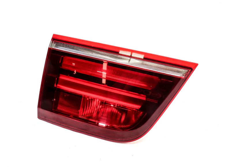 11-13 BMW X5 X5M (E70) LEFT DRIVER INNER TAILLIGHT LIGHT LAMP (INCANDESCENT)