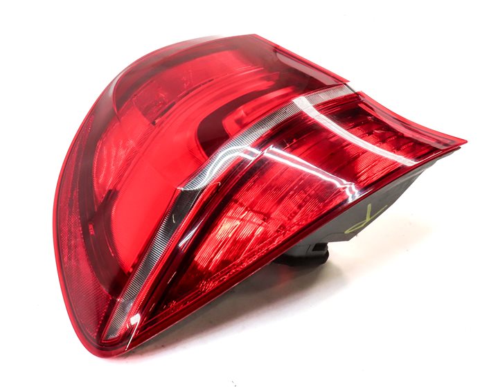 Thumbnail 4: 2011-2013 BMW X5 X5M (E70) RIGHT PASSENGER REAR OUTER TAILLIGHT BRAKE LIGHT LAMP
