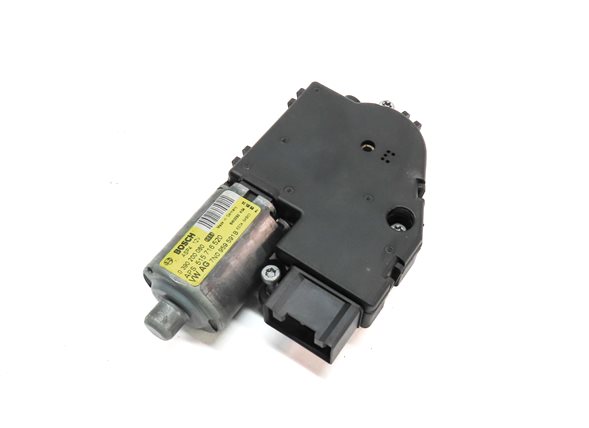 Thumbnail 1: 14-17 VW TOUAREG AUDI Q5 SQ5 B8 8R FRONT OR REAR PANORAMIC SUNROOF MOTOR