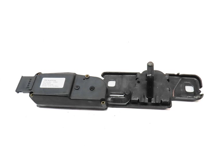 Thumbnail 2: 2016 AUDI SQ5 (B8 8R) REAR TRUNK TAILGATE HATCH LID LOCK LATCH STRIKER PLATE