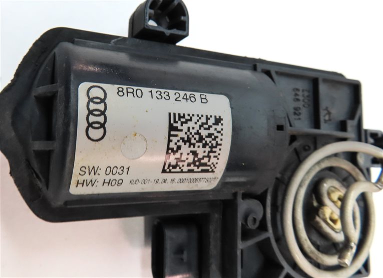 Thumbnail 5: 2016 AUDI SQ5 (B8 8R) 3.0L (CTUD) ENGINE EXHAUST FLAP SERVO MOTOR ACTUATOR