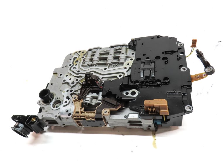 Thumbnail 2: 15-17 AUDI SQ5 (B8 8R) 3.0L 8-SPEED QCY A/T AUTOMATIC TRANSMISSION VALVE BODY