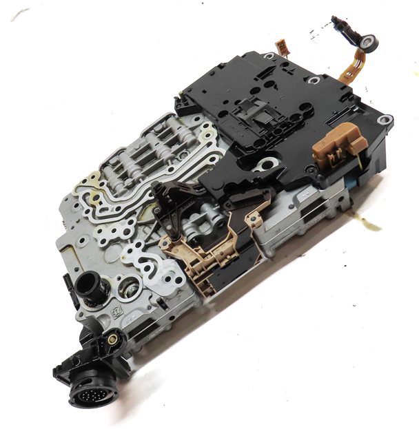 Thumbnail 3: 15-17 AUDI SQ5 (B8 8R) 3.0L 8-SPEED QCY A/T AUTOMATIC TRANSMISSION VALVE BODY