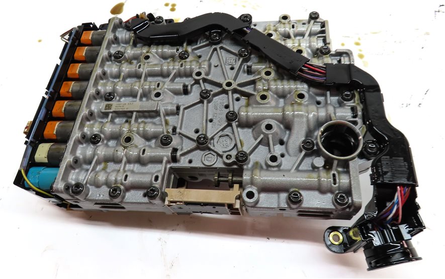 Thumbnail 5: 15-17 AUDI SQ5 (B8 8R) 3.0L 8-SPEED QCY A/T AUTOMATIC TRANSMISSION VALVE BODY