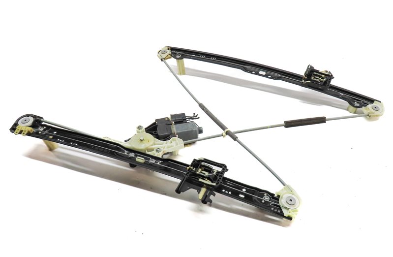 14-20 RANGE ROVER SPORT (L494) FRONT RIGHT PASSENGER WINDOW REGULATOR w/ MOTOR