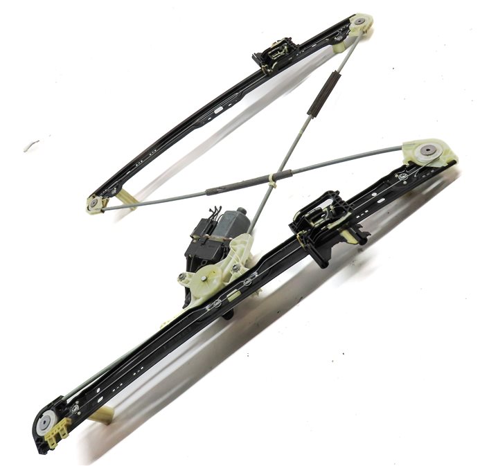 Thumbnail 3: 14-20 RANGE ROVER SPORT (L494) FRONT RIGHT PASSENGER WINDOW REGULATOR w/ MOTOR