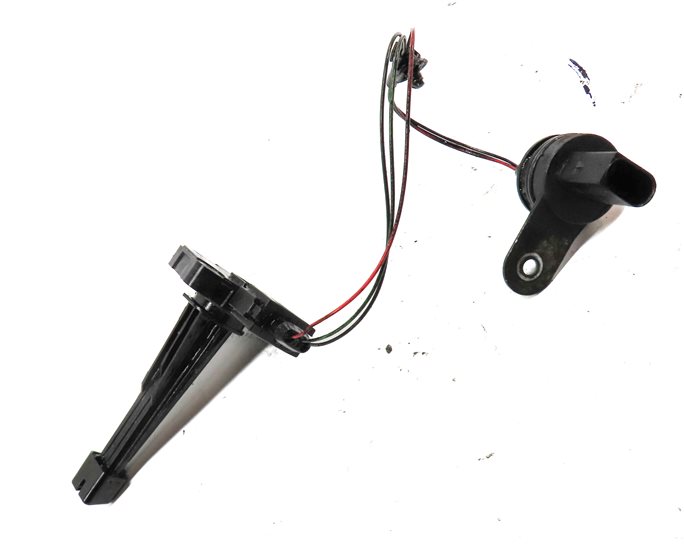 Thumbnail 3: 2016 RANGE ROVER SPORT (L494) 3.0L DIESEL ENGINE MOTOR OIL FLUID LEVEL SENSOR