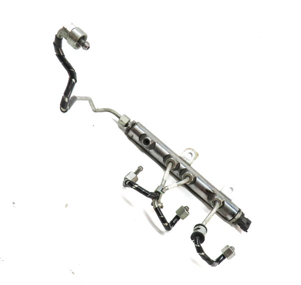 Thumbnail 3: 2016 RANGE ROVER SPORT (L494) 3.0L DIESEL ENGINE RIGHT FUEL RAIL w/ LINES