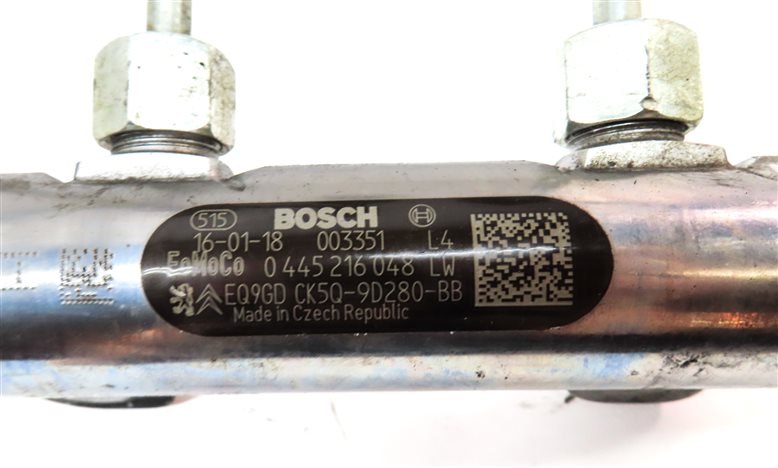 Thumbnail 6: 2016 RANGE ROVER SPORT (L494) 3.0L DIESEL ENGINE RIGHT FUEL RAIL w/ LINES