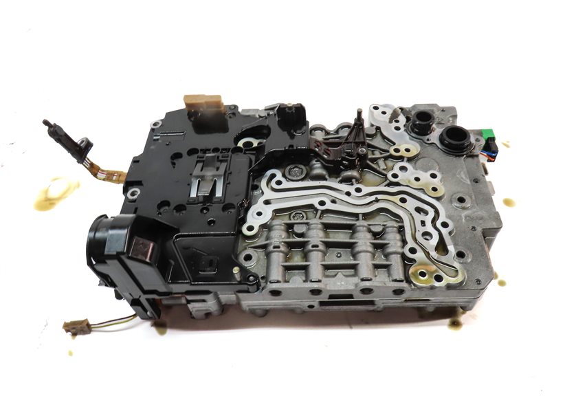 Thumbnail 5: 14-16 LR4 - RANGE ROVER SPORT (L405 L494) TRANSMISSION VALVE BODY w/ START STOP