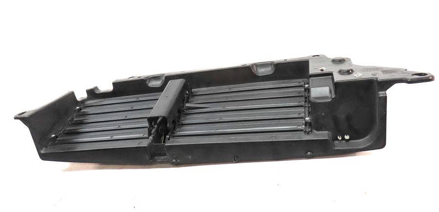 Thumbnail 2: 2016 RANGE ROVER SPORT (L494) 3.0L DIESEL ENGINE RADIATOR AIR SHUTTER GRILLE