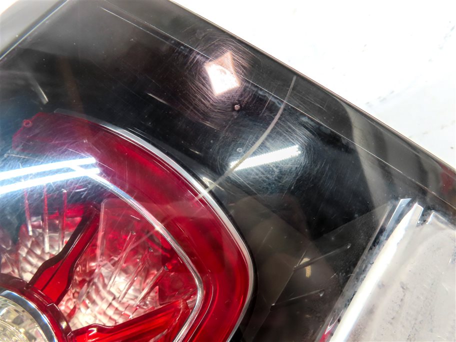 Thumbnail 8: 14-17 RANGE ROVER SPORT L405 L494 REAR LEFT DRIVER UPPER QUARTER TAILLIGHT
