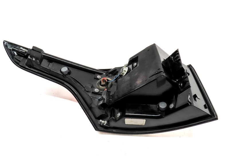 Thumbnail 5: 14-17 RANGE ROVER SPORT L405 L494 REAR RIGHT PASSENGER UPPER QUARTER TAILLIGHT