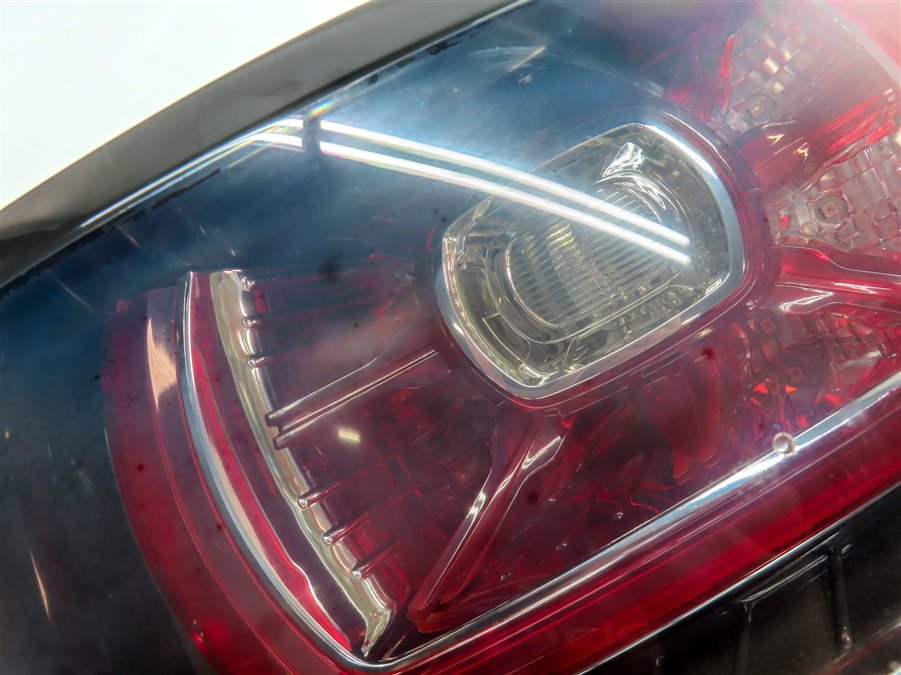Thumbnail 6: 14-17 RANGE ROVER SPORT L405 L494 REAR RIGHT PASSENGER UPPER QUARTER TAILLIGHT