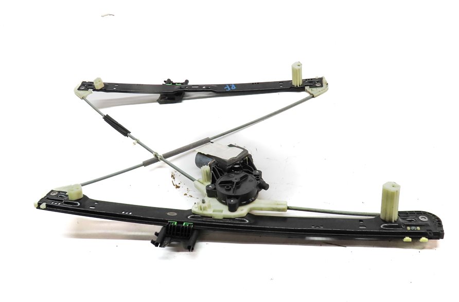 Thumbnail 5: 14-20 RANGE ROVER SPORT (L494) FRONT RIGHT PASSENGER WINDOW REGULATOR w/ MOTOR