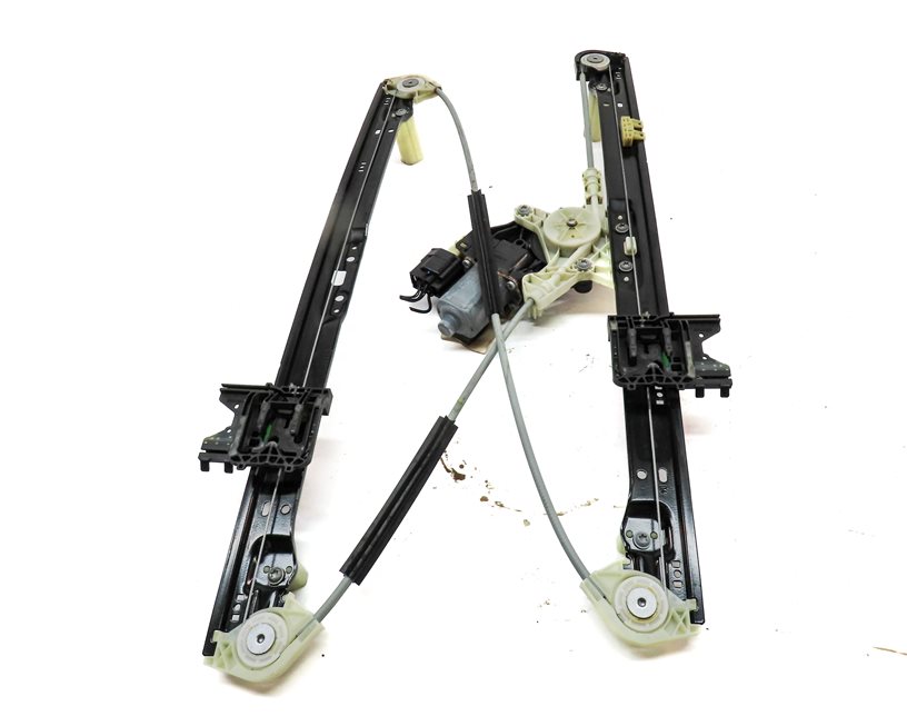 Thumbnail 4: 2014-2020 RANGE ROVER SPORT (L494) REAR LEFT DOOR WINDOW REGULATOR w/MOTOR