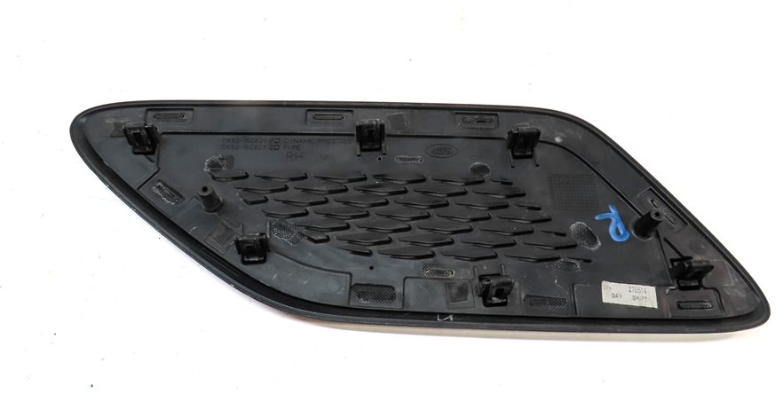 Thumbnail 6: 2014 RANGE ROVER SPORT (L494) FRONT RIGHT PASSENGER VENT GRILLE TRIM