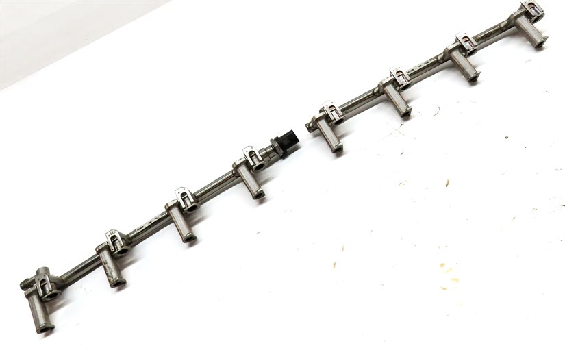 Thumbnail 3: 2014 RANGE ROVER SPORT (L494) 5.0L SUPER ENGINE LEFT & RIGHT FUEL RAIL SET/2
