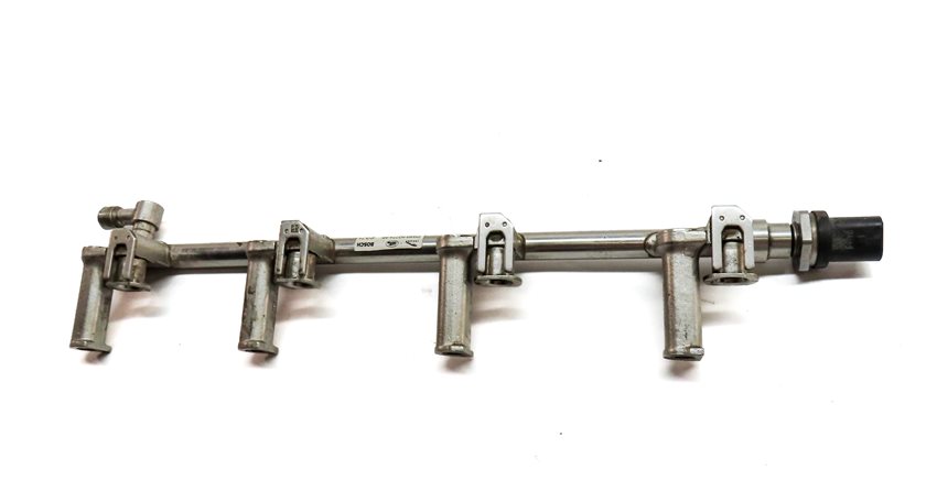 Thumbnail 4: 2014 RANGE ROVER SPORT (L494) 5.0L SUPER ENGINE LEFT & RIGHT FUEL RAIL SET/2