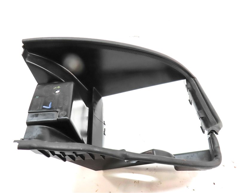 Thumbnail 4: 2014 RANGE ROVER SPORT (L494) 5.0L SUPER ENGINE LEFT AUXILIARY RADIATOR SHROUD