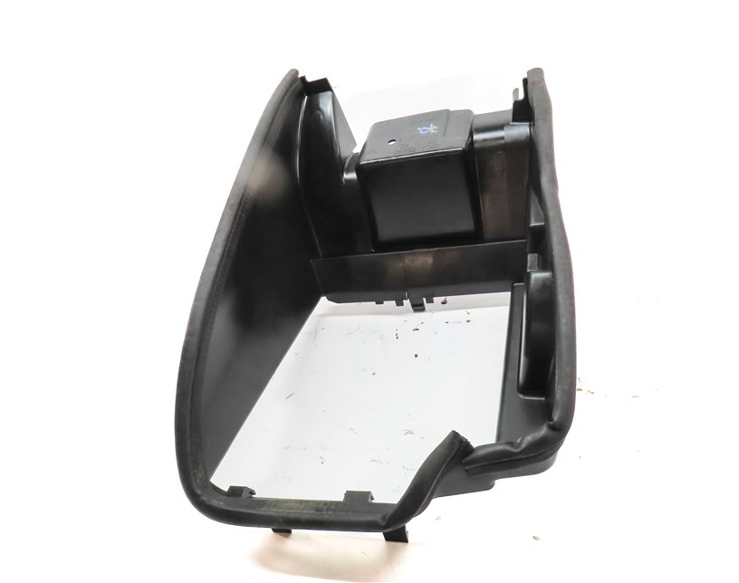 Thumbnail 2: 2014 RANGE ROVER SPORT (L494) 5.0L SUPER ENGINE RIGHT AUXILIARY RADIATOR SHROUD