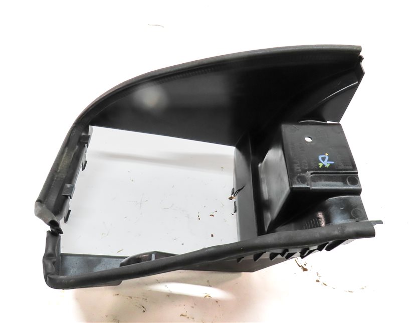 Thumbnail 4: 2014 RANGE ROVER SPORT (L494) 5.0L SUPER ENGINE RIGHT AUXILIARY RADIATOR SHROUD